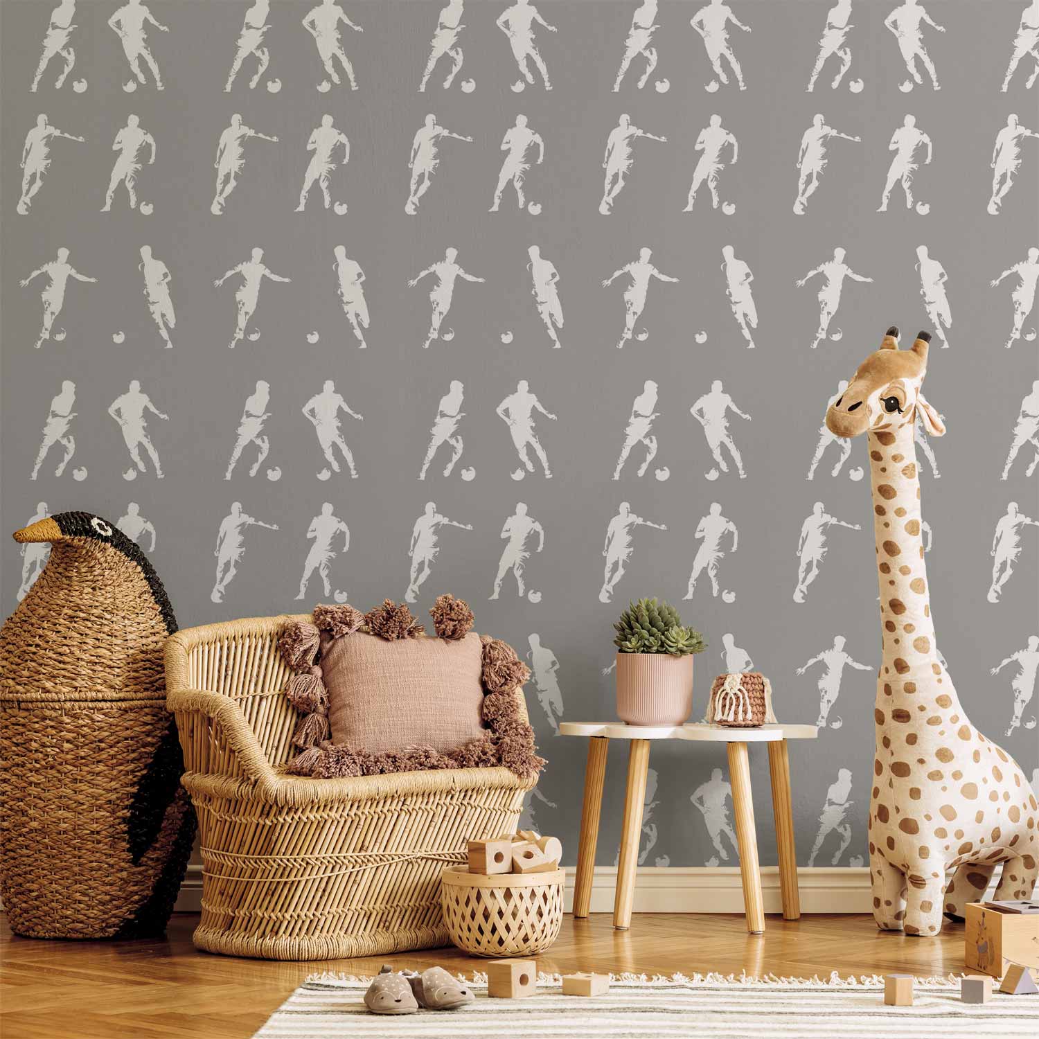 Tapete - Sports Silhouettes - Dynamic figures of soccer players on a gray background.