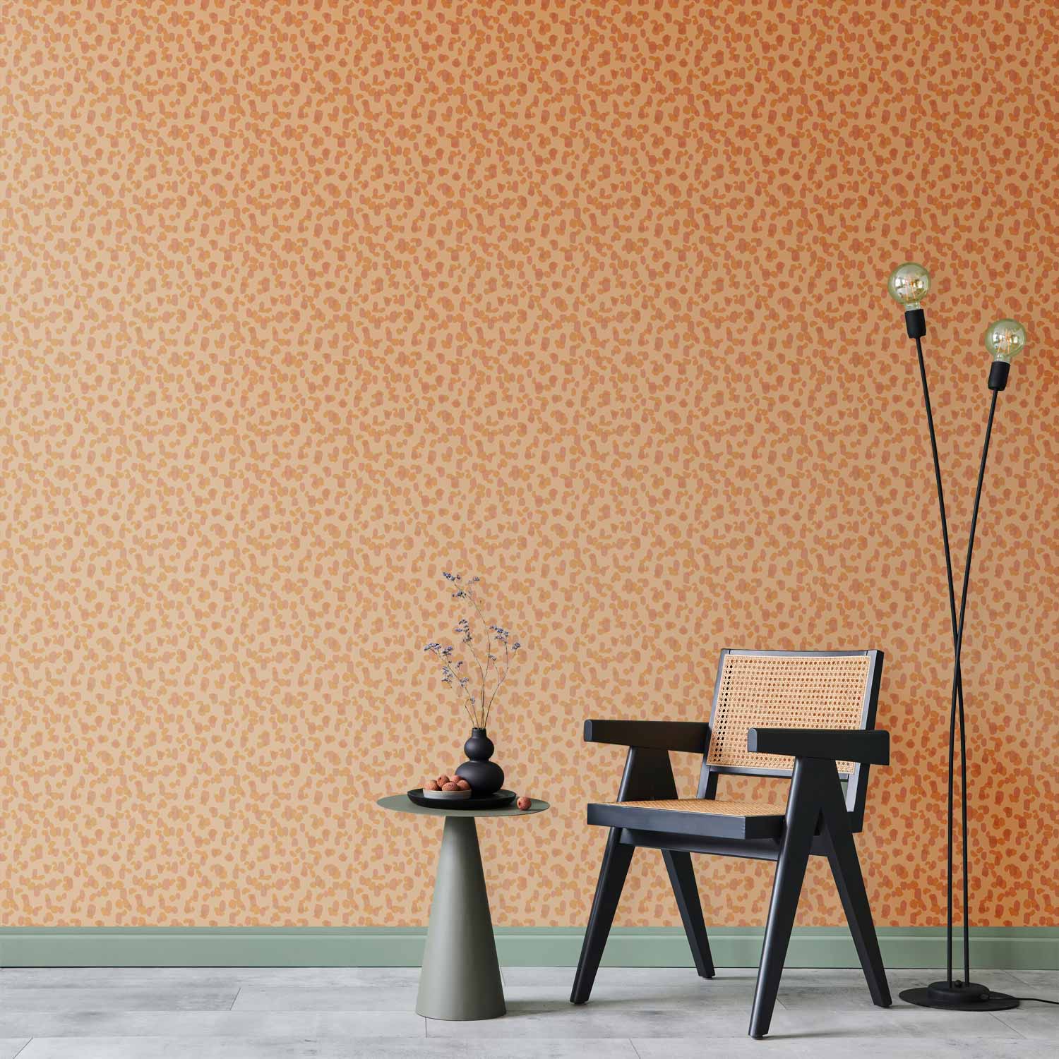Tapete - Tiny Dots - optimistic pattern in peach colors.
