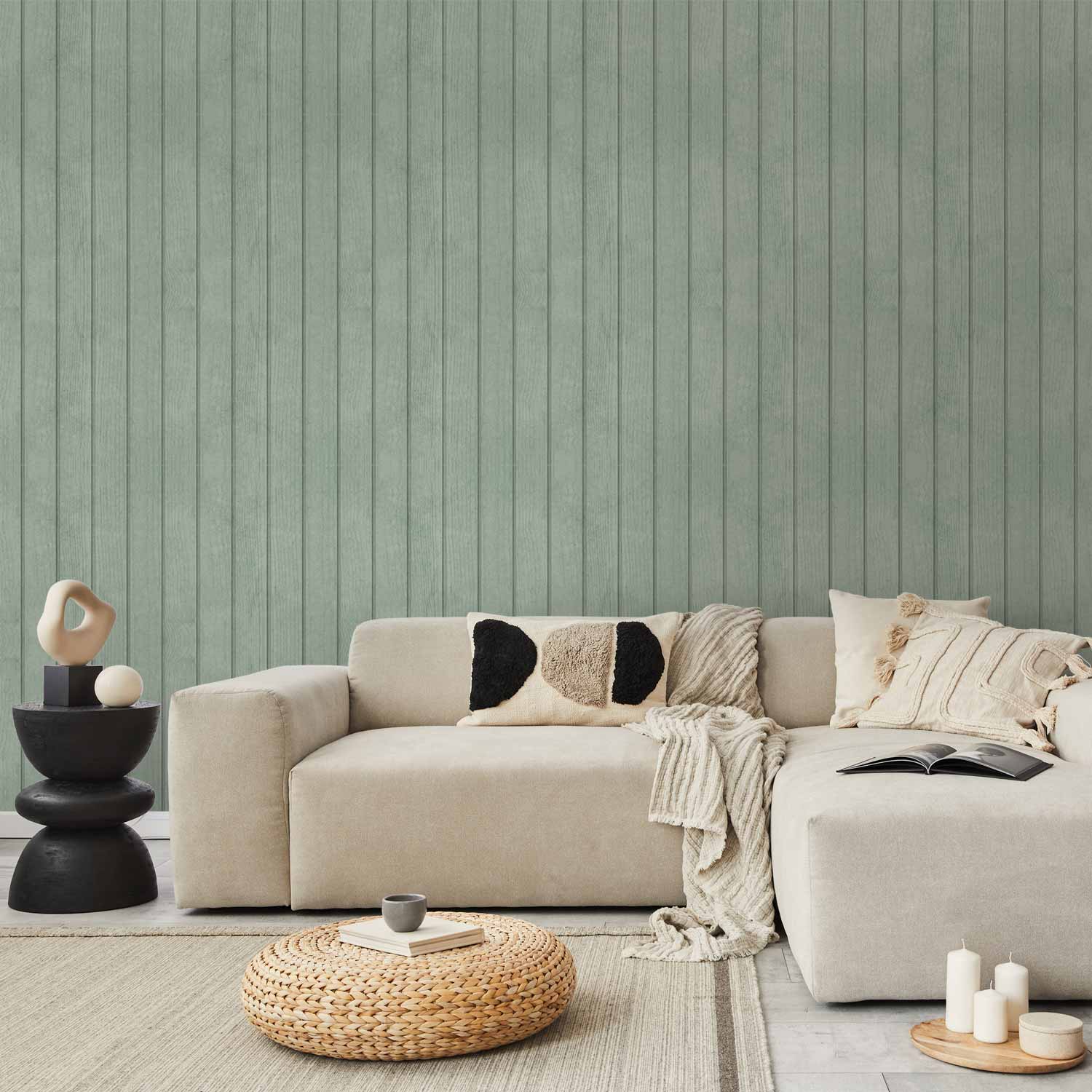 Tapete - Delicate Wood - Vertical stripes in a pastel green shade.