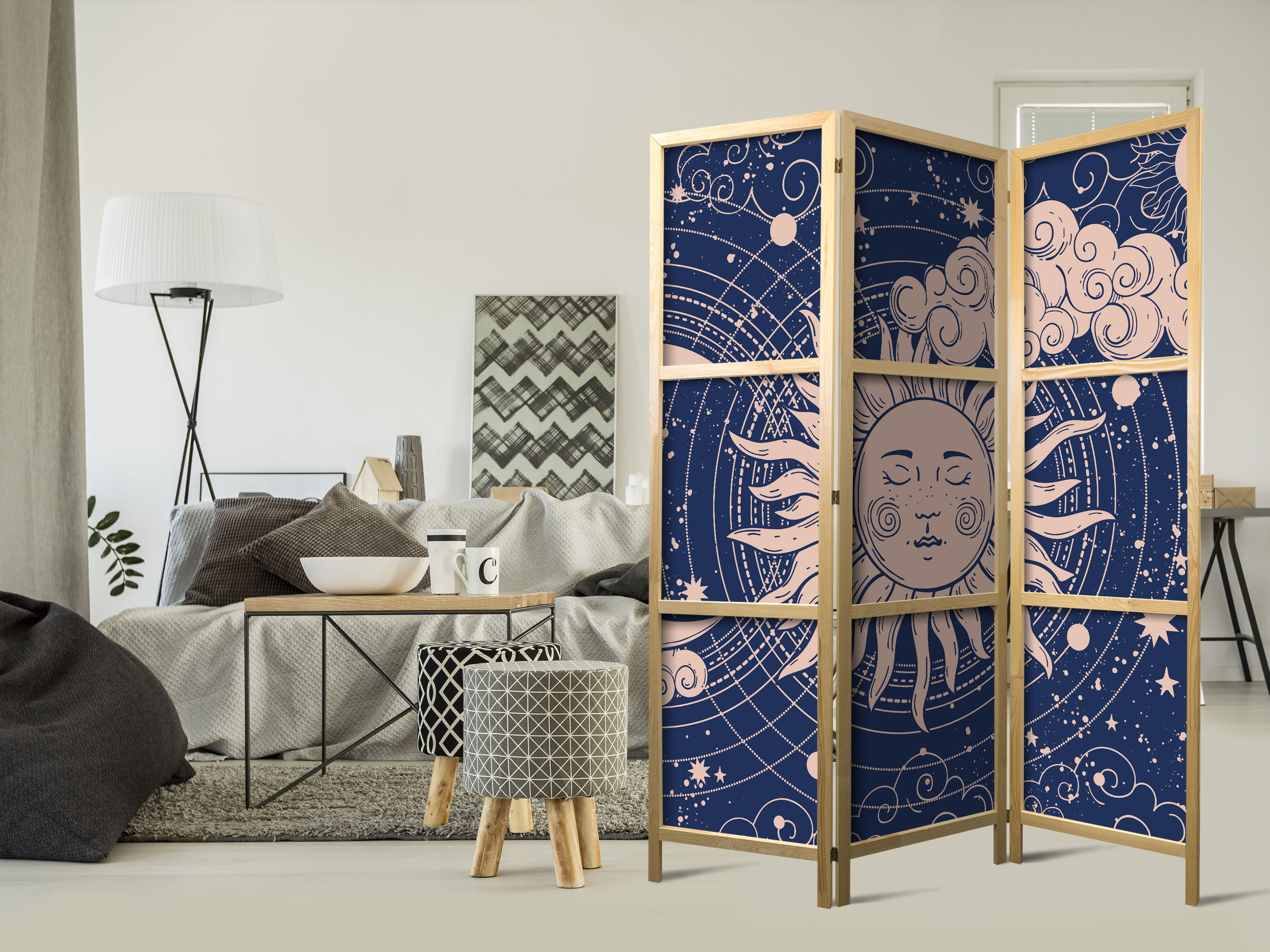 Japanischer Paravent - Cosmic Harmony - Illustration of the Sun and Moon on a Navy Background